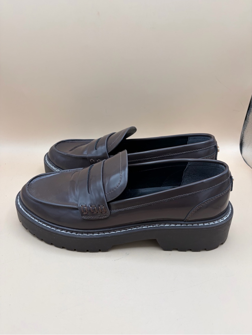 Calvin Klein Suzie Casual Lug Sole Loafers - Women’s Size 8.5 - Picture 4 of 8